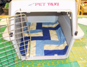 small quilts, kennel quilts